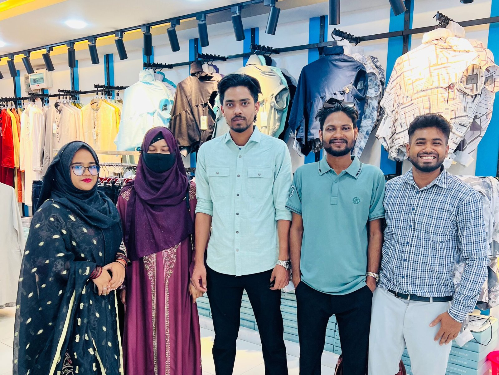 {"data":{"pictureId":"7602d171e0084657bbe4b0bf9a2d5a81","appversion":"4.2.0","stickerId":"","filterId":"","infoStickerId":"","imageEffectId":"","playId":"","activityName":"","os":"android","product":"retouch","exportType":"","editType":"","alias":""},"source_type":"hypic","tiktok_developers_3p_anchor_params":"{"client_key":"awgvo7gzpeas2ho6","template_id":"","filter_id":[]}"}