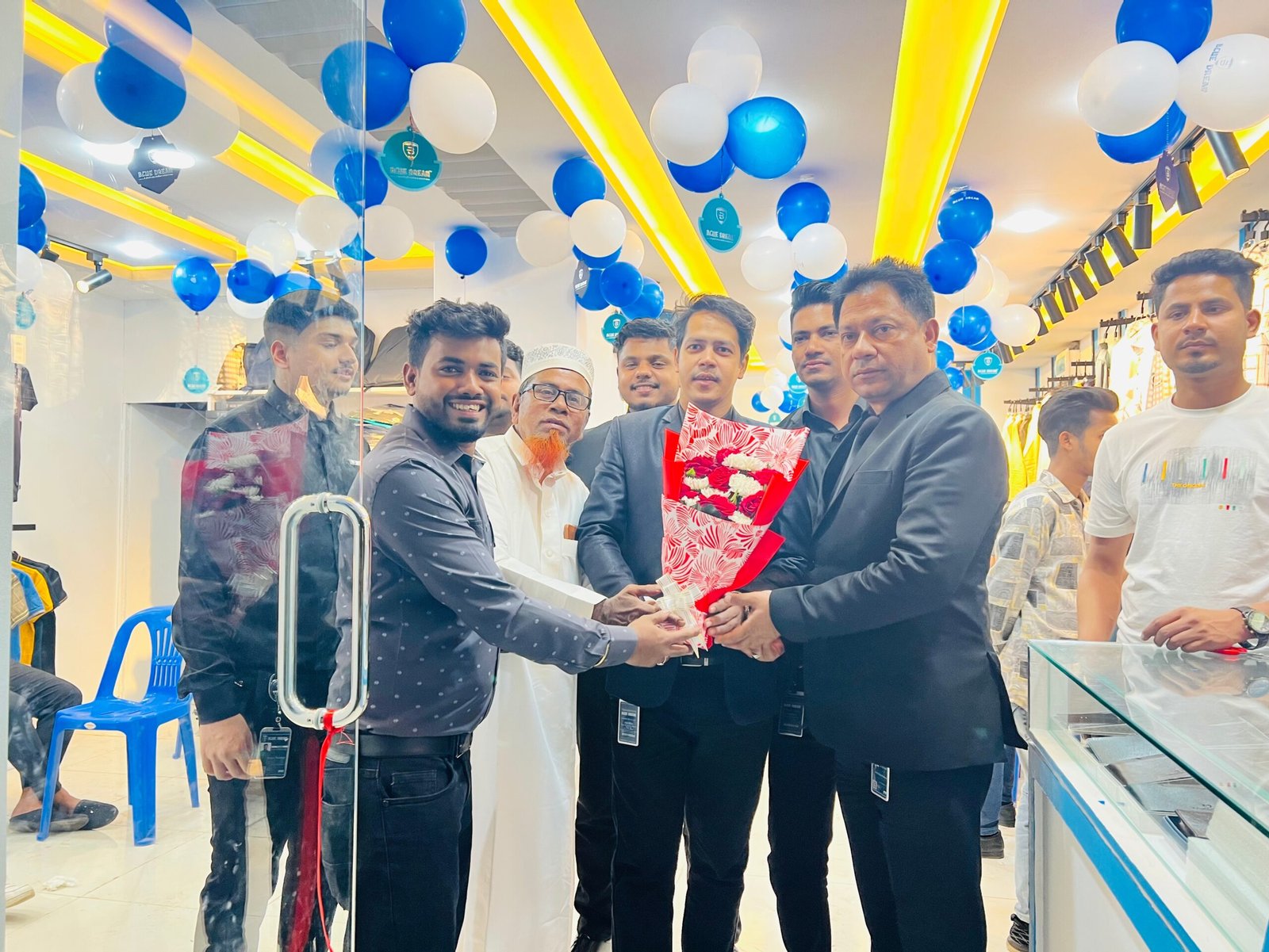 {"data":{"pictureId":"4efc7b5615b1422d97a8c817b529edf7","appversion":"4.2.0","stickerId":"","filterId":"","infoStickerId":"","imageEffectId":"","playId":"","activityName":"","os":"android","product":"retouch","exportType":"","editType":"","alias":""},"source_type":"hypic","tiktok_developers_3p_anchor_params":"{"client_key":"awgvo7gzpeas2ho6","template_id":"","filter_id":[]}"}